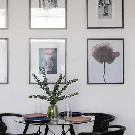 Modern & Stylish With Balcony By Renters Apartment Warsaw