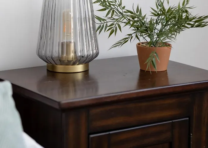 Modern & Stylish With Balcony By Renters Warszawa