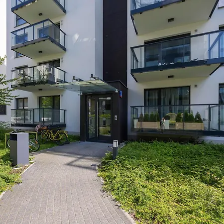 Modern & Stylish With Balcony By Renters Apartman *